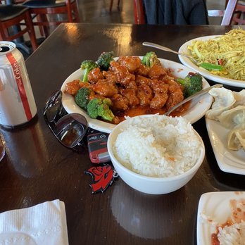 Shanghai Cuisine - General Tso's Chicken. - Shanghainese Near Me - Waltham, Massachusetts Shanghai Cuisine - General Tso's Chicken. - Shanghainese Near Me - Waltham, Massachusetts