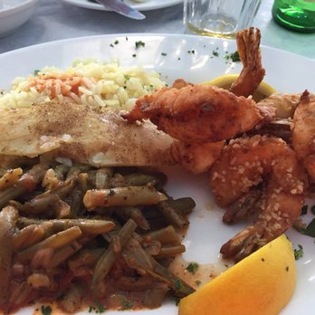 Hellas Restaurant - Bakeries Near Me - Tarpon Springs, Florida