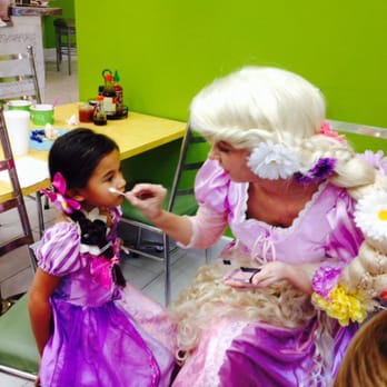 Perfectly Princess Parties - Princess party - Rapunzel as the special guest! - Party & Event Planning Near Me Perfectly Princess Parties - Princess party - Rapunzel as the special guest! - Party & Event Planning Near Me