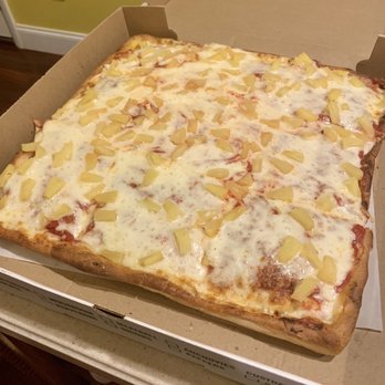 Anna's Pizzeria - DEEP dish with - Pizza Near Me - Fuquay-Varina, North Carolina Anna's Pizzeria - DEEP dish with - Pizza Near Me - Fuquay-Varina, North Carolina