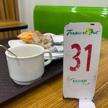 Tropical Hut--Monumento Circle - Fast Food Near Me - Caloocan, NCR