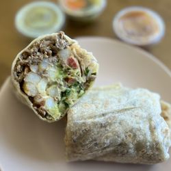 Taqueria Los Primos - California burrito-carne Asada