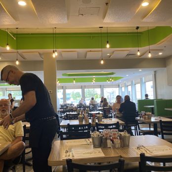 Amy's Dejeuner - Saturday morning breakfast at Army's - Breakfast & Brunch Near Me - Dollard-des-Ormeaux, Quebec