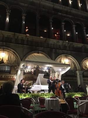 Ristorante Quadri by null