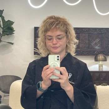 Olp Salon - After a curly cut with Jason - Hair Salons Near Me - Palm Springs, California Olp Salon - After a curly cut with Jason - Hair Salons Near Me - Palm Springs, California