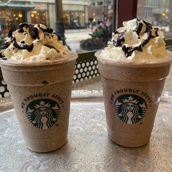 Barnes & Noble - Oreo frozen hot chocolate and Oreo frozen white hot chocolate