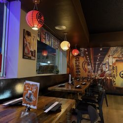 Ryu Izakaya - Dining area