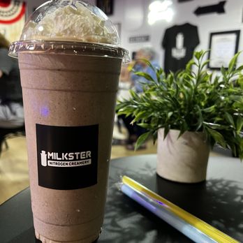 Mixter Nitrogen Creamery + Coffee - Oreo Shake - Ice Cream & Frozen Yogurt Near Me - Jacksonville, Florida