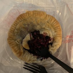 Dimond Hill Farm - Couldn't eat -- so gross!