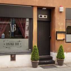 Vintage Bar