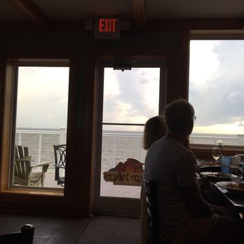 Good Winds Seafood and Wine Bar - Wine Bars Near Me - Rodanthe, North Carolina