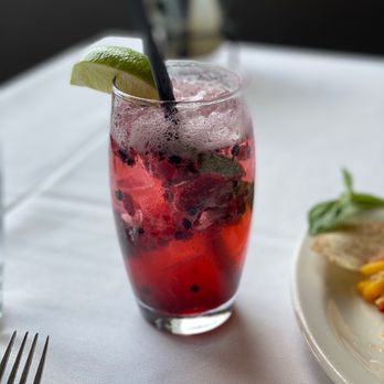 Chart House - Seafood Near Me - Portland, Oregon Chart House - Seafood Near Me - Portland, Oregon