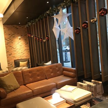 The Kimpton Journeyman Hotel - Lobby and happy hour - Hotels Near Me - Milwaukee, Wisconsin The Kimpton Journeyman Hotel - Lobby and happy hour - Hotels Near Me - Milwaukee, Wisconsin