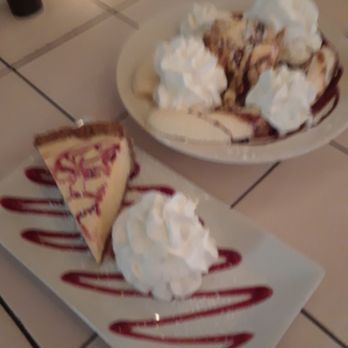 Crazy Burger - Raspberry Key Lime Pie, and the Chocolate Chip Cookie Sundae - yes, there's a cookie under all that goodness! - Juice Bars & Smoothies Near Me - Narragansett, Rhode Island Crazy Burger - Raspberry Key Lime Pie, and the Chocolate Chip Cookie Sundae - yes, there's a cookie under all that goodness! - Juice Bars & Smoothies Near Me - Narragansett, Rhode Island
