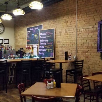 Purple Goose - Warm atmosphere - Pizza Near Me - Barnesville, Minnesota Purple Goose - Warm atmosphere - Pizza Near Me - Barnesville, Minnesota