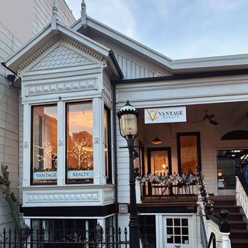 Mary Macpherson - Vantage Realty - The Vantage Realty office at 1980 Union St. - Real Estate Agents Near Me - San Francisco, California Mary Macpherson - Vantage Realty - The Vantage Realty office at 1980 Union St. - Real Estate Agents Near Me - San Francisco, California