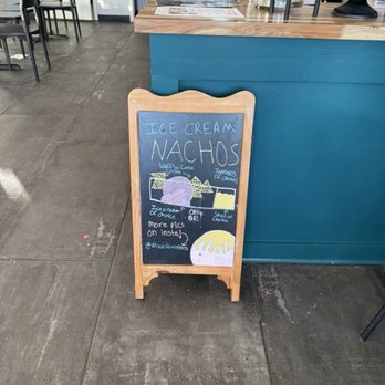 Alice Scooper's - Bubble Tea Near Me - Kansas City, Missouri