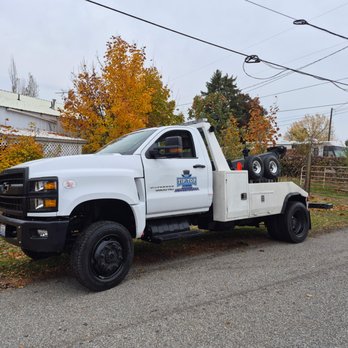 Tip Top Towing - Roadside Assistance Near Me - Newman Lake, Washington Tip Top Towing - Roadside Assistance Near Me - Newman Lake, Washington