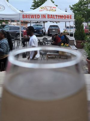 Cat's Eye Pub by null