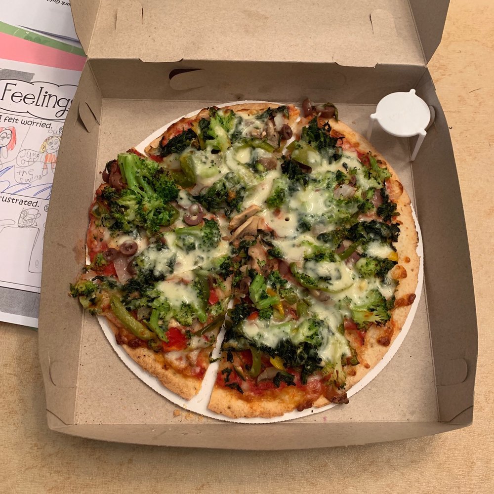 Mario's Pizzeria - Cauliflower crust veggie personal pizza - Pizza Near Me - Syosset, New York