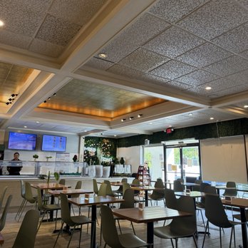 Mala Town - Inside - Asian Fusion Near Me - Union City, California Mala Town - Inside - Asian Fusion Near Me - Union City, California