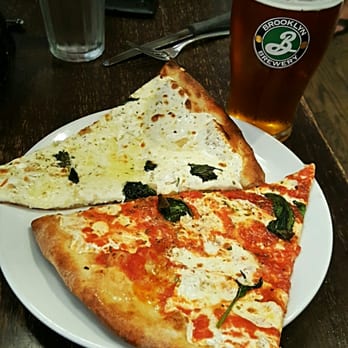 Juliana's - White Pizza and Margherita Pizza slices. YUUUUMMMMM! - Pizza Near Me - Brooklyn, New York
