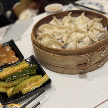 Qing Hua Dumpling - Dim sum - Chinese Near Me - Montreal, Quebec