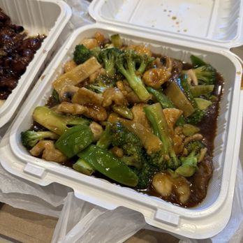 Chins Gourmet - 3 12. Three Ingredient Taste - Chinese Near Me - El Cajon, California Chins Gourmet - 3 12. Three Ingredient Taste - Chinese Near Me - El Cajon, California