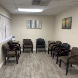 Samouh Family Practice - Very clean waiting room.