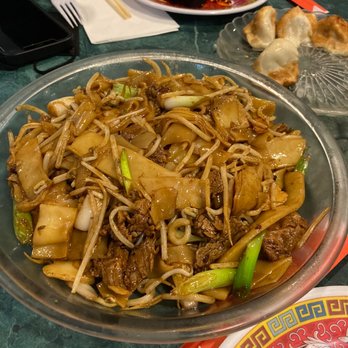 Chinatown Express - Beef Chow Foon () - Cantonese Near Me - Washington, DC, District of Columbia Chinatown Express - Beef Chow Foon () - Cantonese Near Me - Washington, DC, District of Columbia