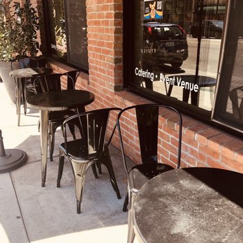 Café Etoile - Outside seating - French Near Me - Berkeley, California Café Etoile - Outside seating - French Near Me - Berkeley, California
