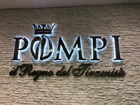 Pompi by null