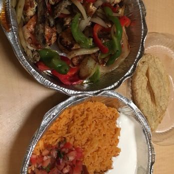 Plaza Azteca - Mexican Near Me - Newark, Delaware