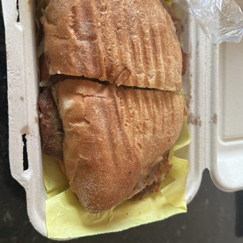 Tortas La Doña - Food Trucks Near Me - Riverside, California Tortas La Doña - Food Trucks Near Me - Riverside, California