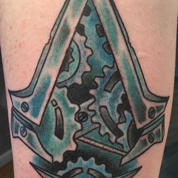 Wolf & Bee Tattoos - artist- Hurley - Tattoo Near Me - Claremont, New Hampshire Wolf & Bee Tattoos - artist- Hurley - Tattoo Near Me - Claremont, New Hampshire
