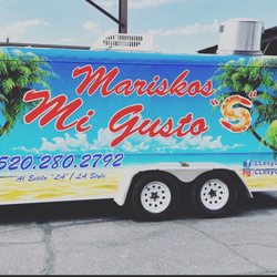 Concession Food Truck serving all types of fresh seafood ( ceviches, cócteles, campechanas, aguachiles, botanas and much more)