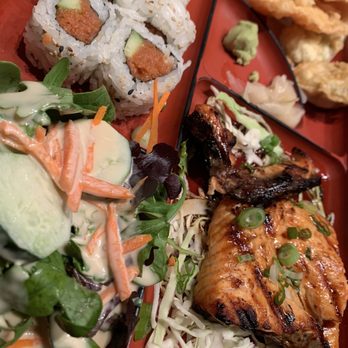 Sawa Sushi - Salmon teriyaki biento with spicy tuna roll ;) - Sushi Bars Near Me - Las Vegas, Nevada