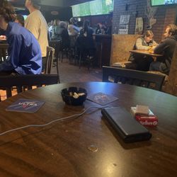 Papa G's Sport's Bar & Grill - Empty table