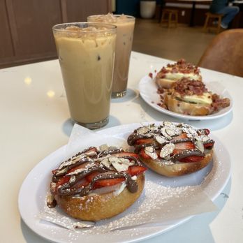 Goodside Coffee - Raspberry Nirvana Latte & Cabin Fever Latte and New Yorker Egg Bagel & Un-French Toast Bagel - Coffee & Tea Near Me - Sacramento, California