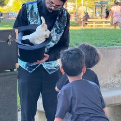 California Kids Fun Puppet and Magic Shows - Magic show for kids
