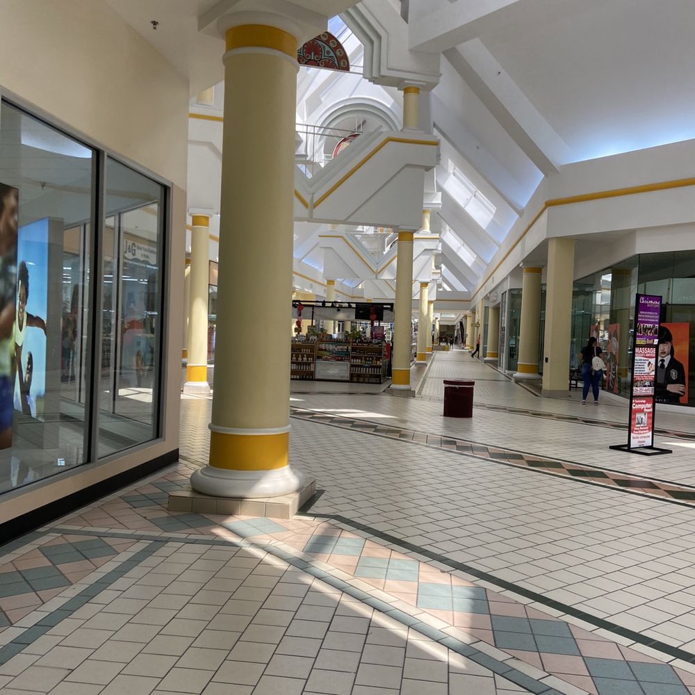 Plaza Del Sol - Shopping Centers Near Me - Kissimmee, Florida Plaza Del Sol - Shopping Centers Near Me - Kissimmee, Florida