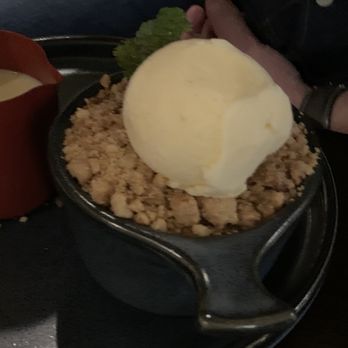 The Yellow Heifer - Apple crumble - Gastropubs Near Me - Camlough, NBL