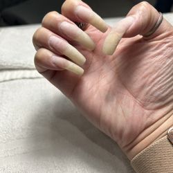 Allura Nail Bar