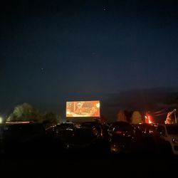 Parma Motor-Vu - Watching a movie