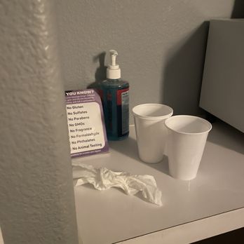 Massage Envy - Trash in the room, not clean. - Massage Near Me - Temecula, California Massage Envy - Trash in the room, not clean. - Massage Near Me - Temecula, California