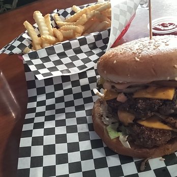 Kabob & Gyro Hub - Bomb burger - Mediterranean Near Me - Yuba City, California