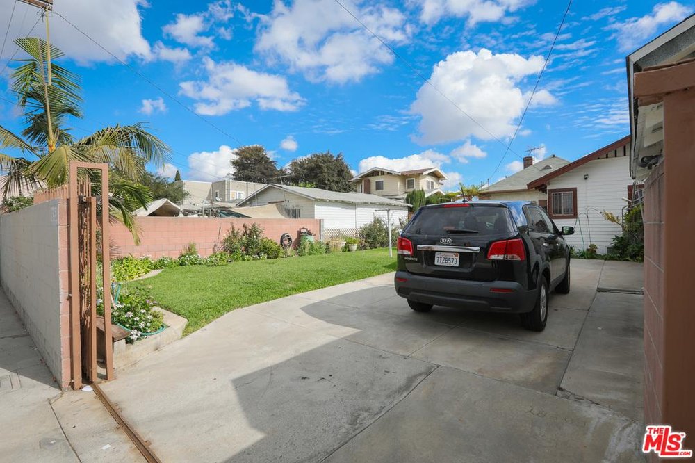 Slide of Best Way Roofing