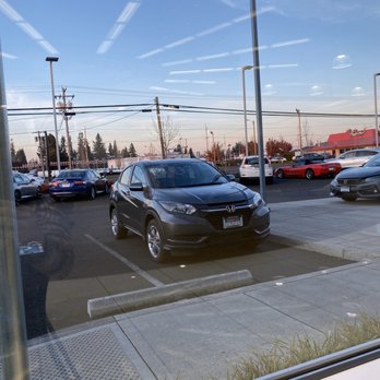 Dick's Hillsboro Honda - Honda HRV - Auto Repair Near Me - Hillsboro, Oregon