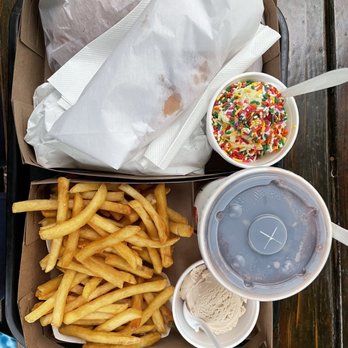 Boehringer's Drive-In - Our order served on a tray - Ice Cream & Frozen Yogurt Near Me - Adamstown, Pennsylvania Boehringer's Drive-In - Our order served on a tray - Ice Cream & Frozen Yogurt Near Me - Adamstown, Pennsylvania