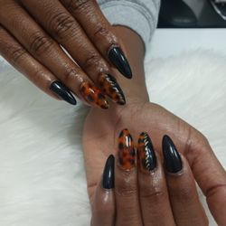 Flare Nail Studio